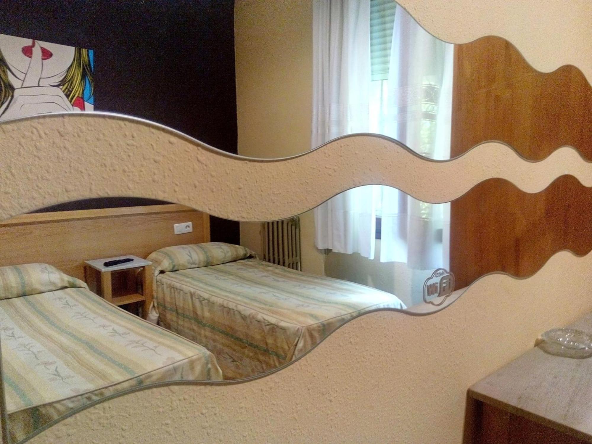 Albor II Hotell Gijón Exteriör bild